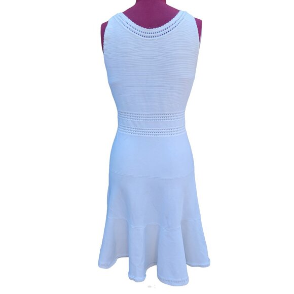 Diane von Furstenberg Perry Dress White Knit Sleeveless Flutter Hem Medium - Picture 4 of 8